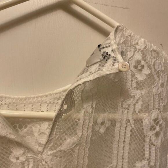 Valentino Lace Short Sleeve Shirt White size 6 - Picture 6 of 10